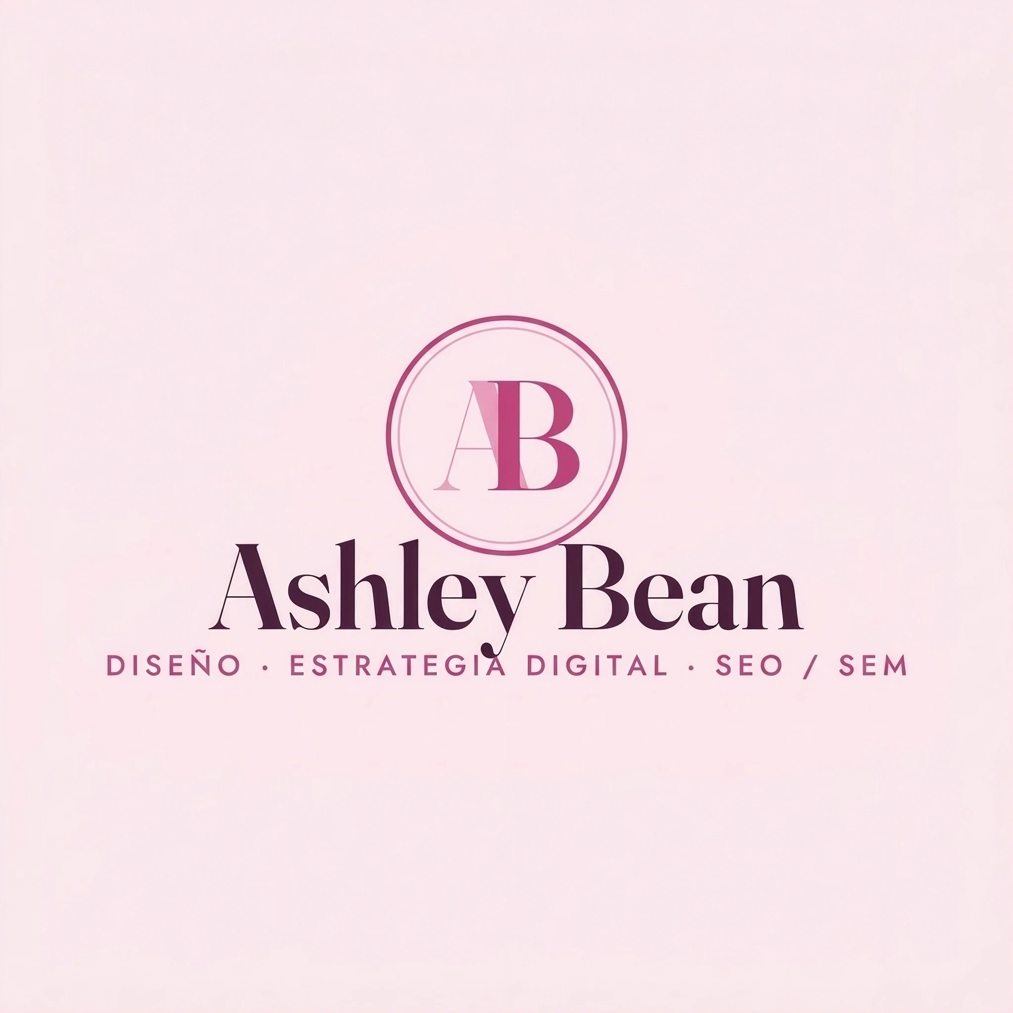Logo de Ashley Bean con el monograma AB en un círculo y el texto "Diseño, estrategia digital, SEO / SEM" en tonos rosa y ciruela